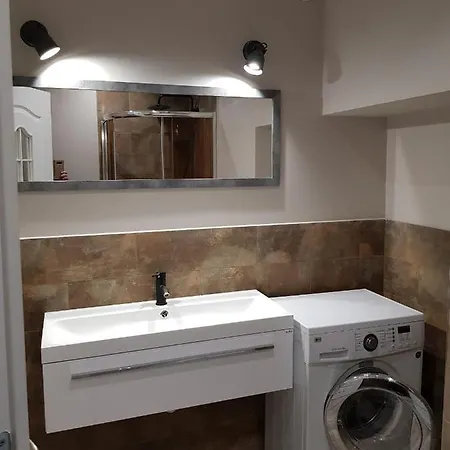 Próchnika 49 Kwatera prywatna *