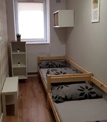 Prochnika 49 Δωμάτια σε οικογενειακή κατοικία *