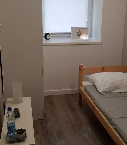 Prochnika 49 Δωμάτια σε οικογενειακή κατοικία *